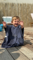 Afbeelding laden in galerijweergave, Strandponcho baby met naam
